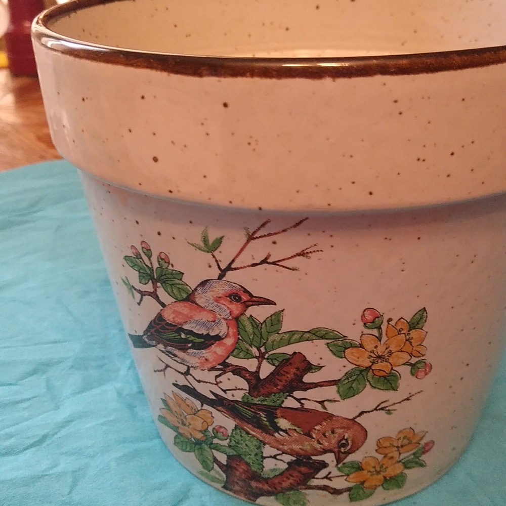Flower pot With Birds Made In Japan